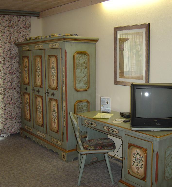 Hotel Garni Hubertushof Бад-Фюссинг Номер фото